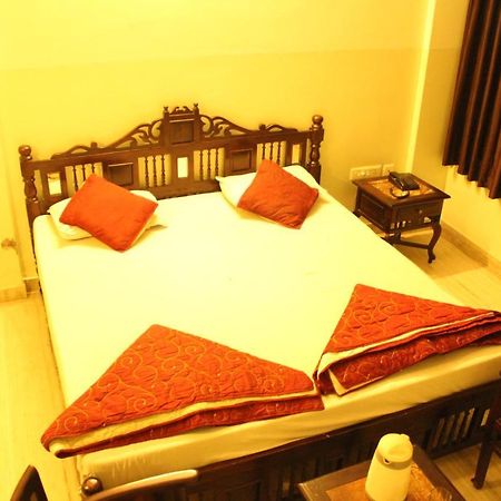 Hotel The Chit Chat Palace Divisione di Divisione di Jaipur Esterno foto