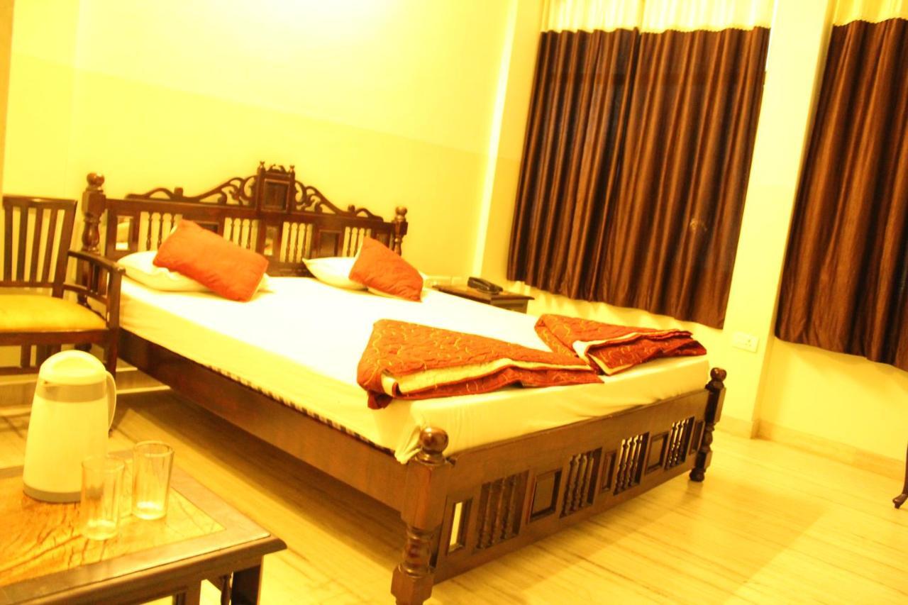 Hotel The Chit Chat Palace Divisione di Divisione di Jaipur Esterno foto